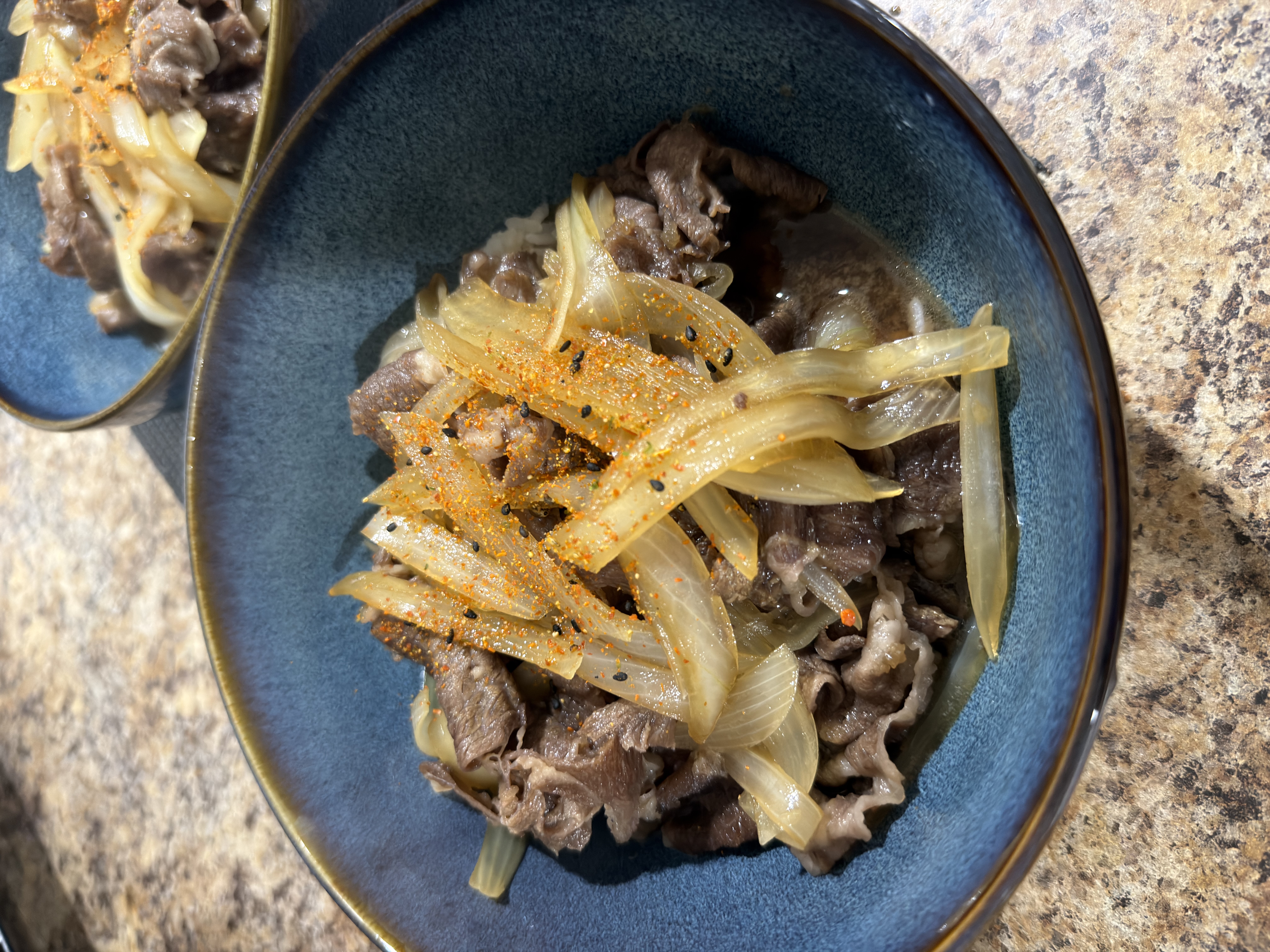 Gyudon: arroz con carne de res