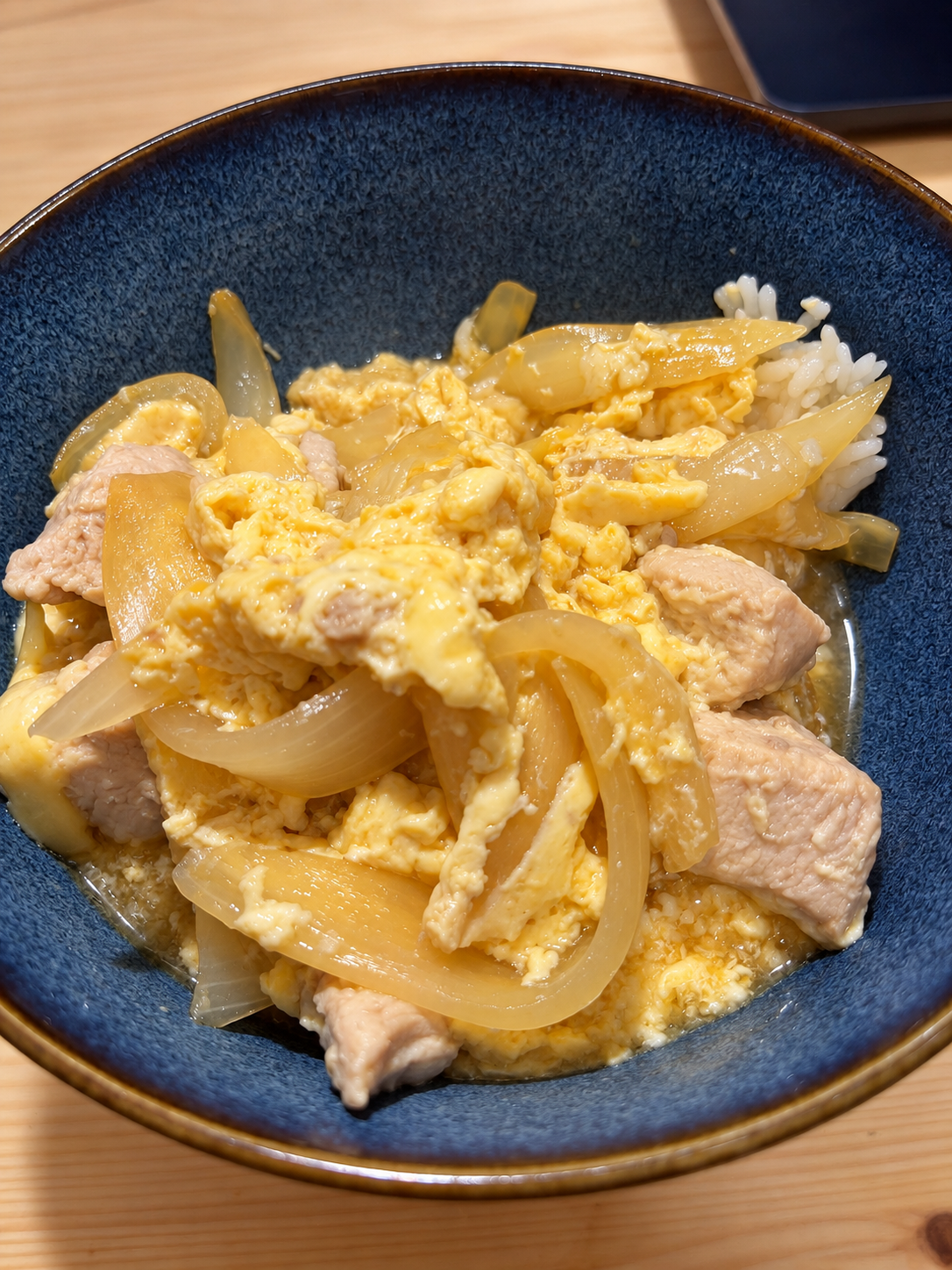 Oyakodon rice bowl